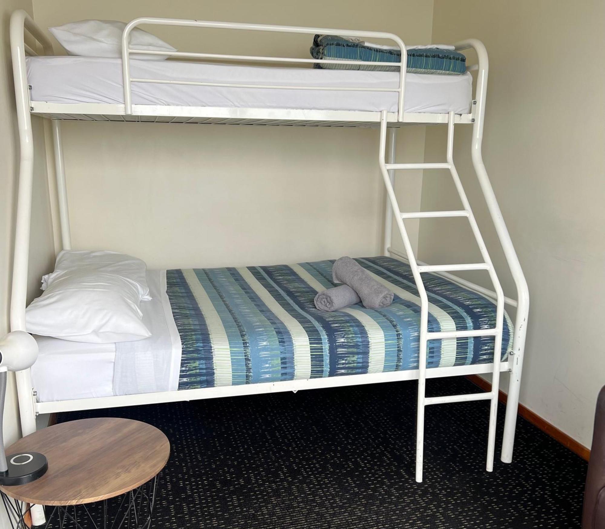 On Top Backpackers Dunedin Zewnętrze zdjęcie